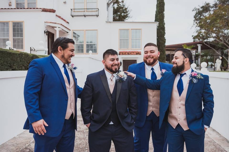 Don't forget the groomsmen!