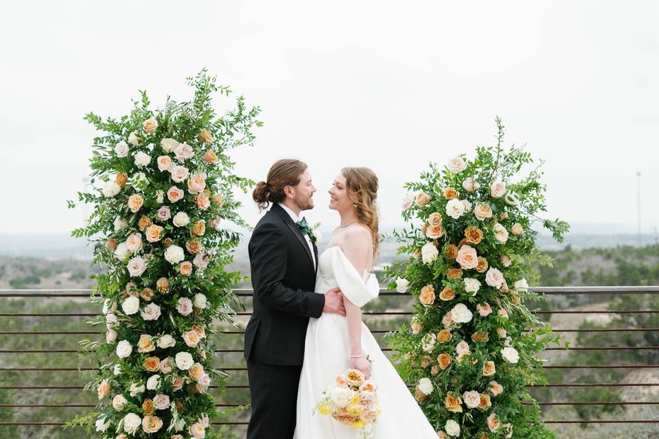 Meet me at the altar - Monique Anne Photography