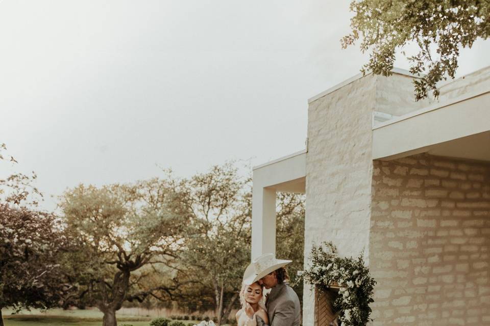 Mr & Mrs