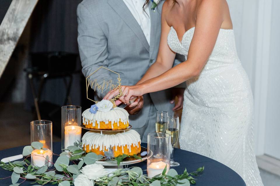 Cake Table Decor