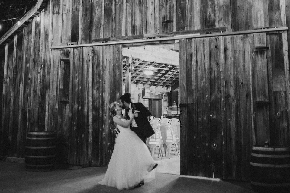 Couple at Pattison House Barn