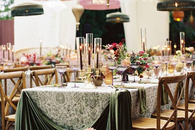 Dining in the Courtyard!