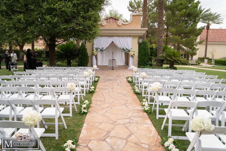 JW Marriott garden gazebo