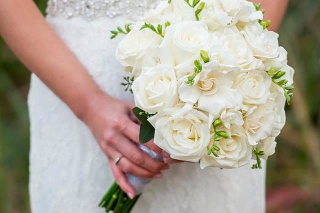 Classic white bouquet