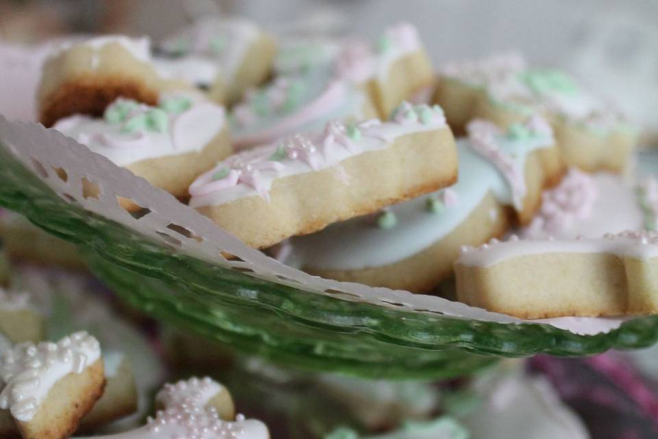 Bite size Bridal Shower Cookies- Tea party cookie set