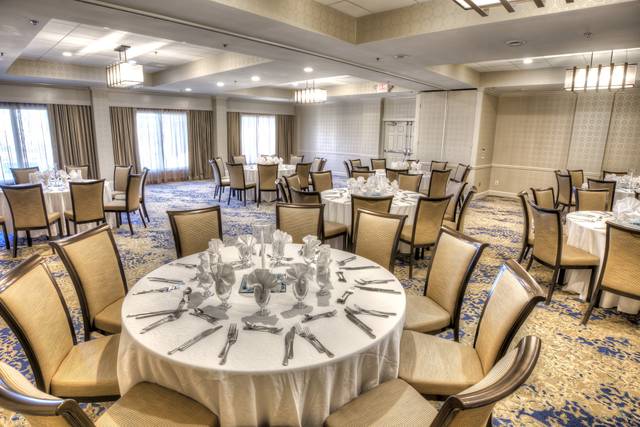 DoubleTree Suites by Hilton Hotel Atlanta - Galleria