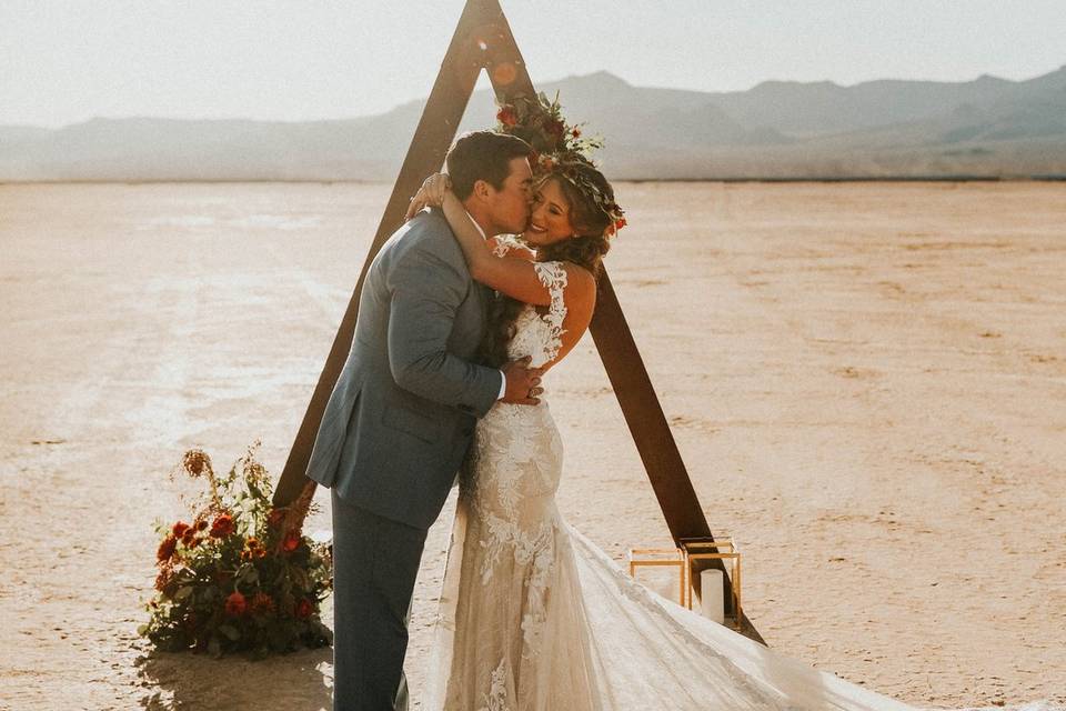 Taylor & Chris, Dry Lake Bed