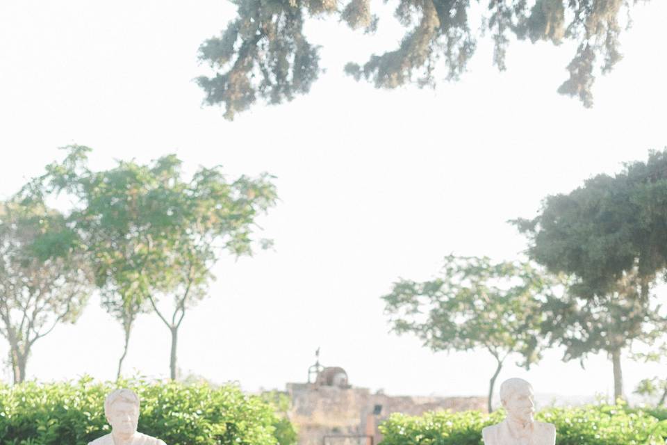 Living coral wedding ceremony