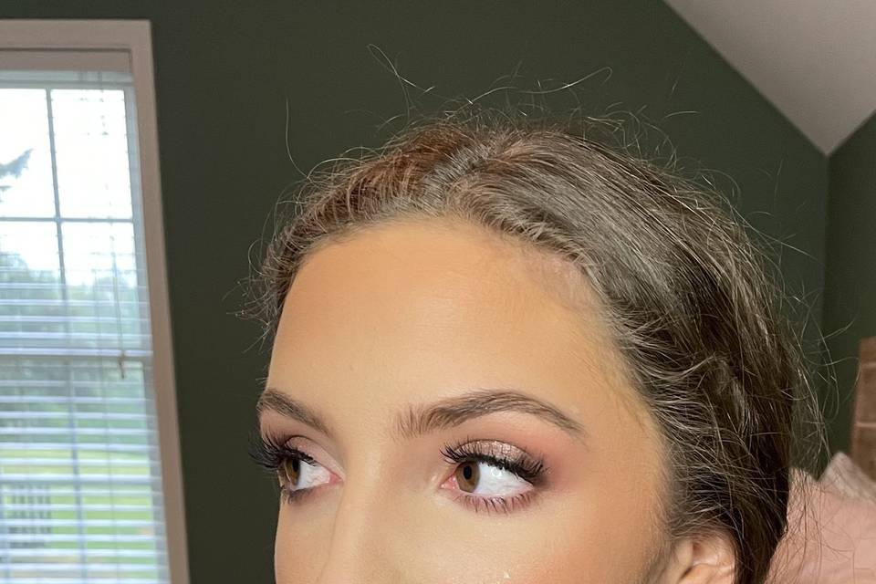 Soft pinks and smoky eyes