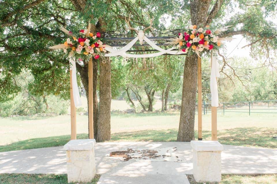 Ceremony arch arrangements