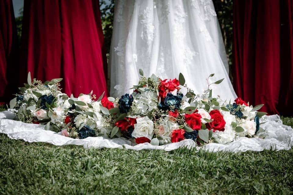 Bridal party bouquets