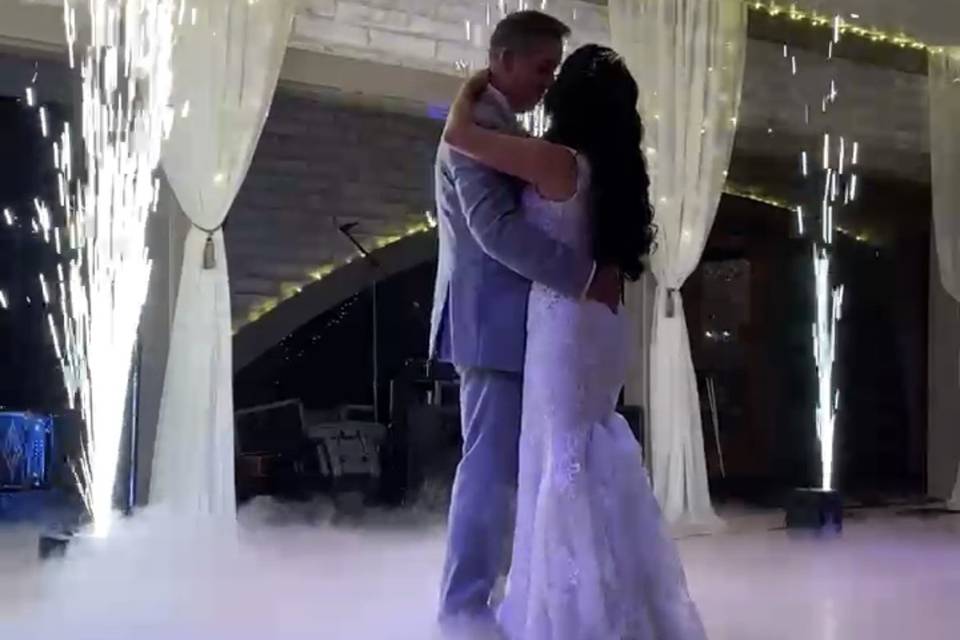 1st dance