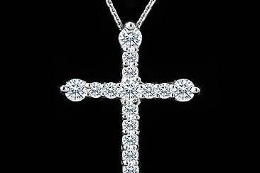 .30CT Diamond Snowflake Pendant Necklace 14K White Goldhttp://www.orospot.com/product/p1058wpp/30ct-diamond-snowflake-pendant-necklace-14k-white-gold.aspxSKU: P1058WPP $539.00Besides obvious winter and cold connotations, snowflakes symbolize individuality (Because no two of snowflakes are the same), perfection (Because of their symmetrical geometric shapes) and our temporality (They appear and melt away). Designer diamond snowflake is made of 14k white gold and is 20mm tall (8/10inch) 20mm (8/10inch) wide. Pendant comes with 14K white gold chain (16 or 18 inch length, weights approx 1.1g), weights 1.7g (without chain). Necklace contains round cut diamonds .30cttw, SI1 – SI2 clarity, G-H color. Gold pendant was designed and created by P&P luxury and is also available in yellow and pink gold.