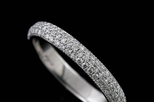 Platinum 950 Unique Hammered Finish Men's Eternity Wedding Band 6mm Widehttp://www.orospot.com/product/b2088ppppm/platinum-950-unique-hammered-finish-men-s-eternity-wedding-band-6mm-wide.aspxSKU:B2088PPPPM$1,569.00Finish: High Polish Hammered Finish Metal: 950 Platinum Band's Width: 6 mm Band's Height: 2 mm Platinum Weight: 16 grams (please note that provided weight of Platinum is approximate. The exact weigh is dependent on the ring size).
