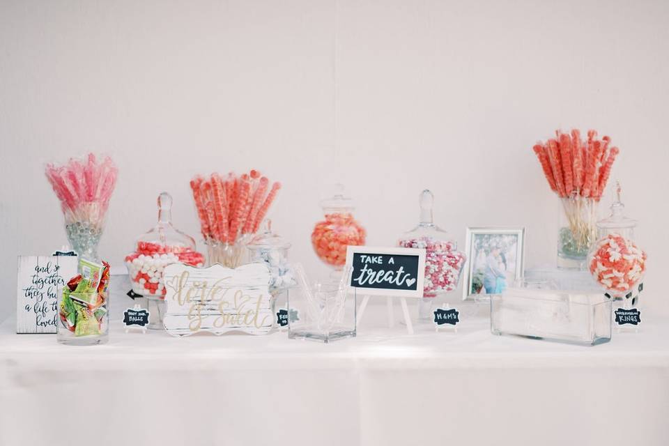 Elegant candy bar