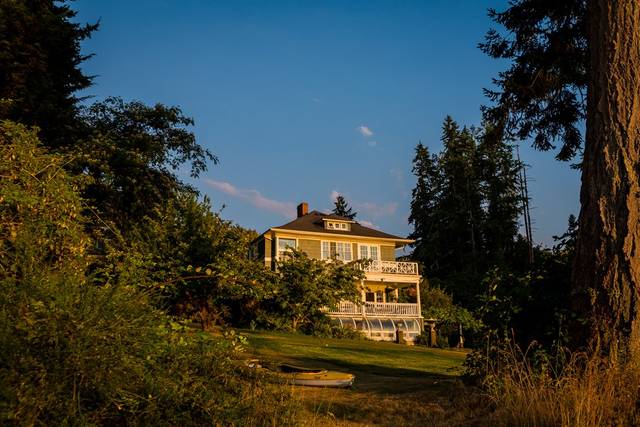 Wisteria Hollow Waterfront Estate
