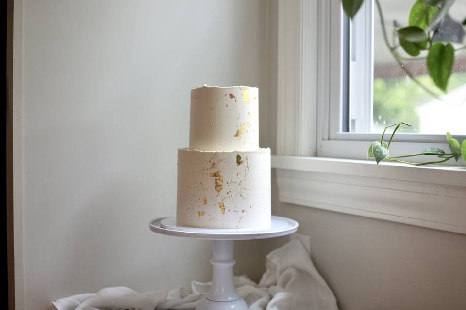 White + gold two tier