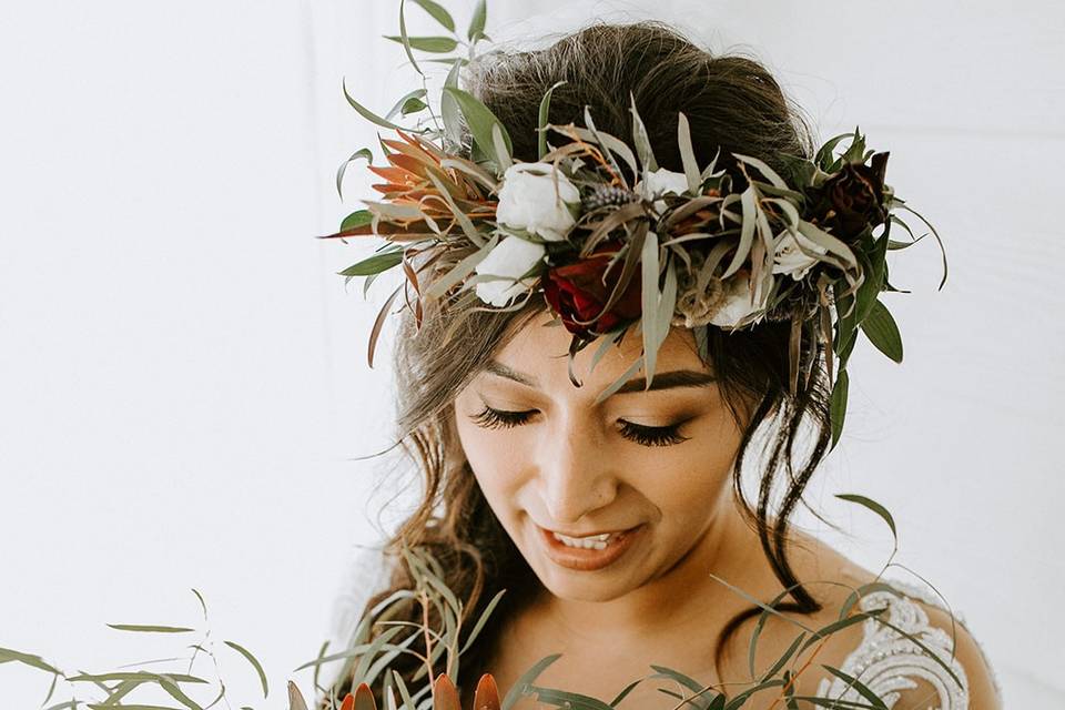 Bridal Bouquet, Crowns