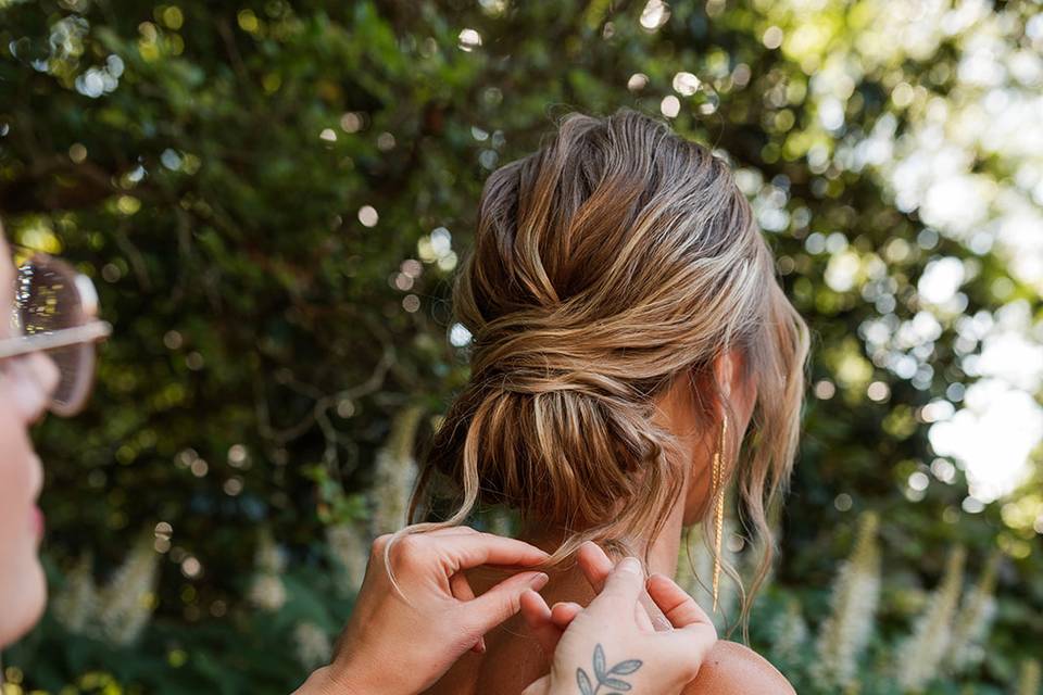 Textured low bun