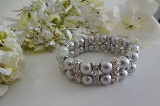 Grey Pearl & Pave Cuff Bracele