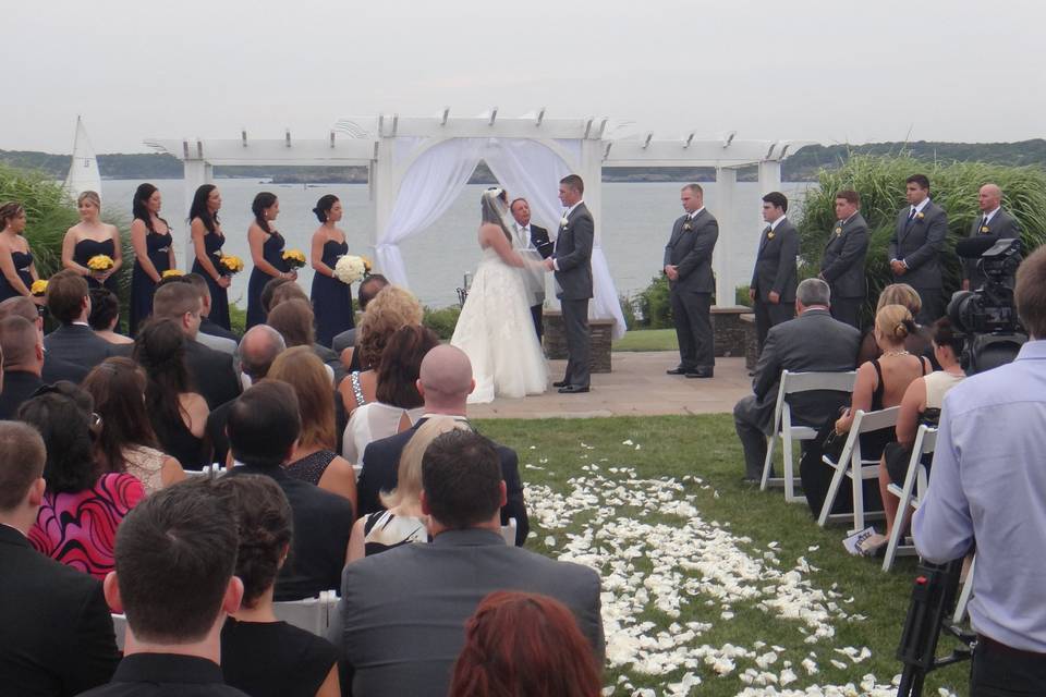 White petals wedding