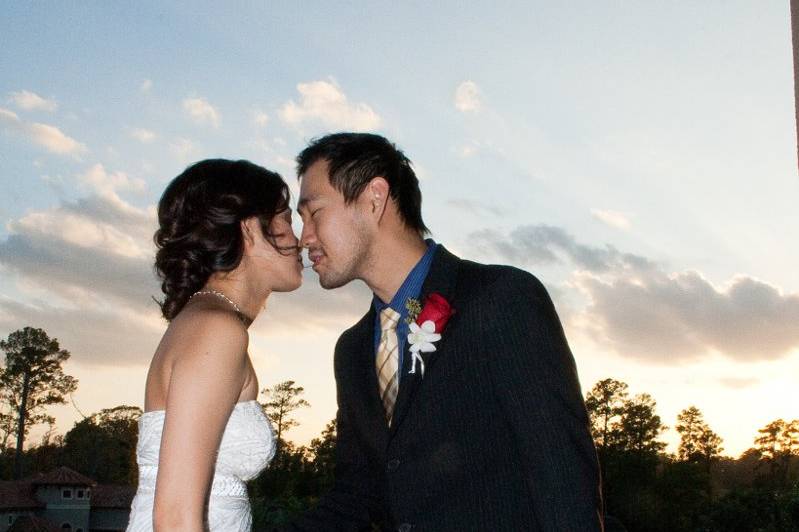 Couples' Private Balcony Kiss
Photographer Credit: Corey's Images