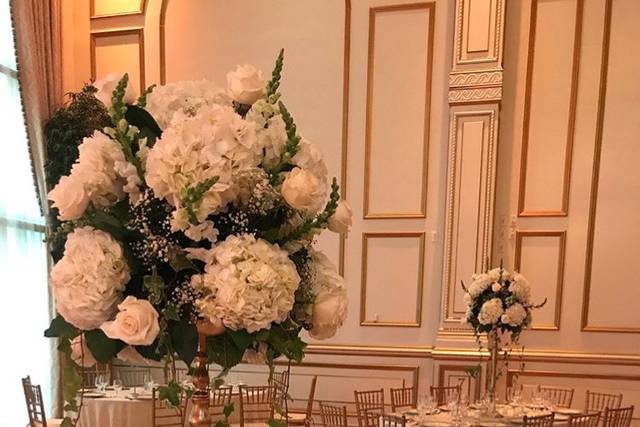 Big white flowers