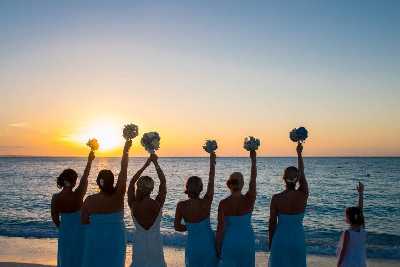 Sunset picture with bride and bridesmaid