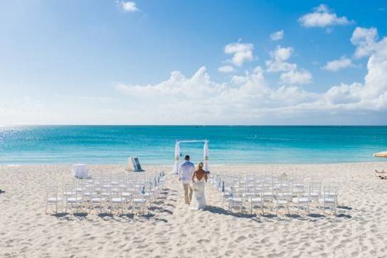 Beach Ceremony Set up     ( 100 Guests)