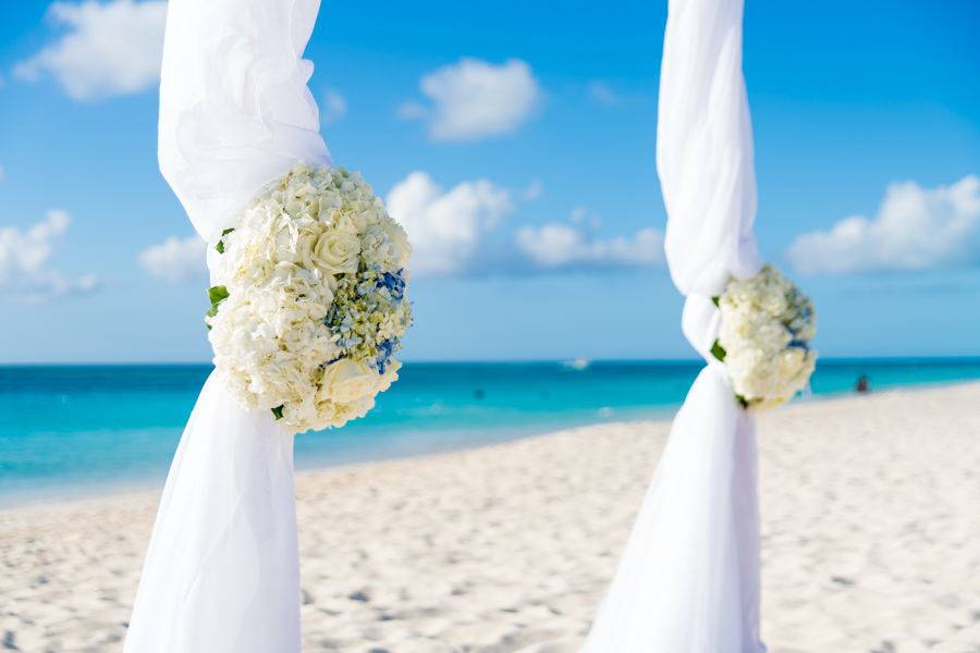 Two Poster wedding arch