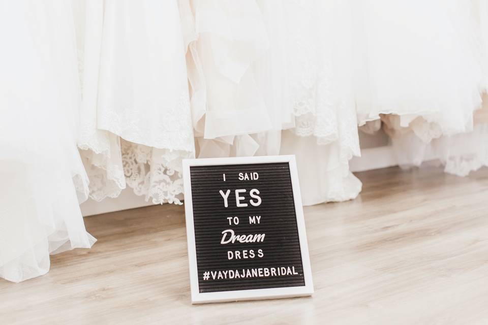 Say yes to your dream dress!