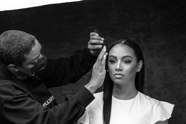 Perfecting the hair