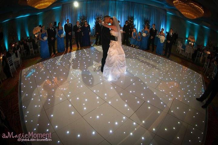 Couple wedding dance