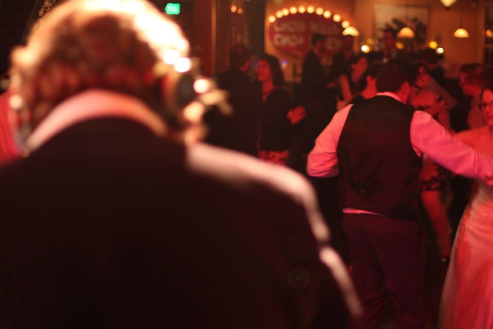 Dancing couple Photo by Daniel Husser