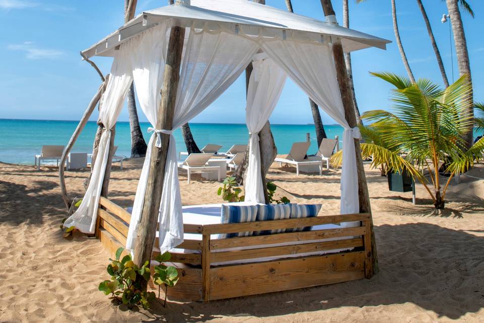 Bali bed