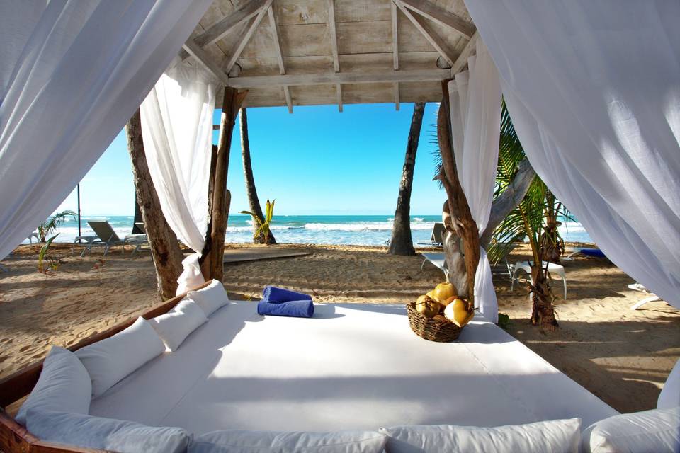 Bali bed