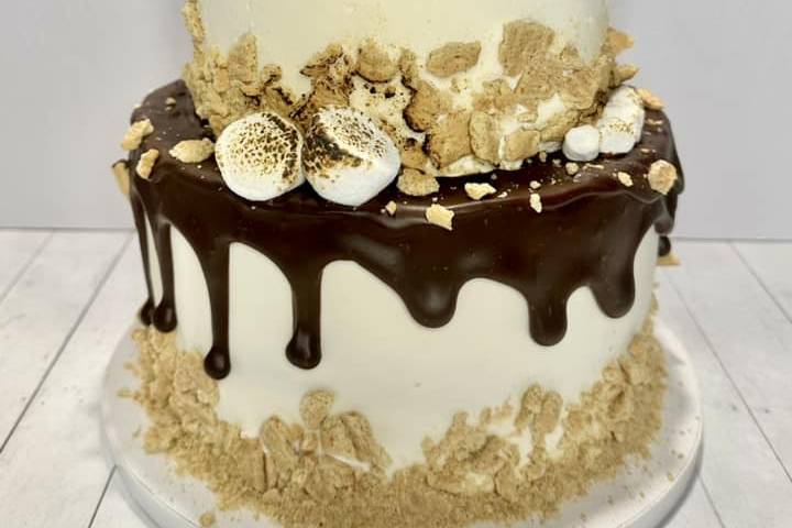 S'mores grooms cake