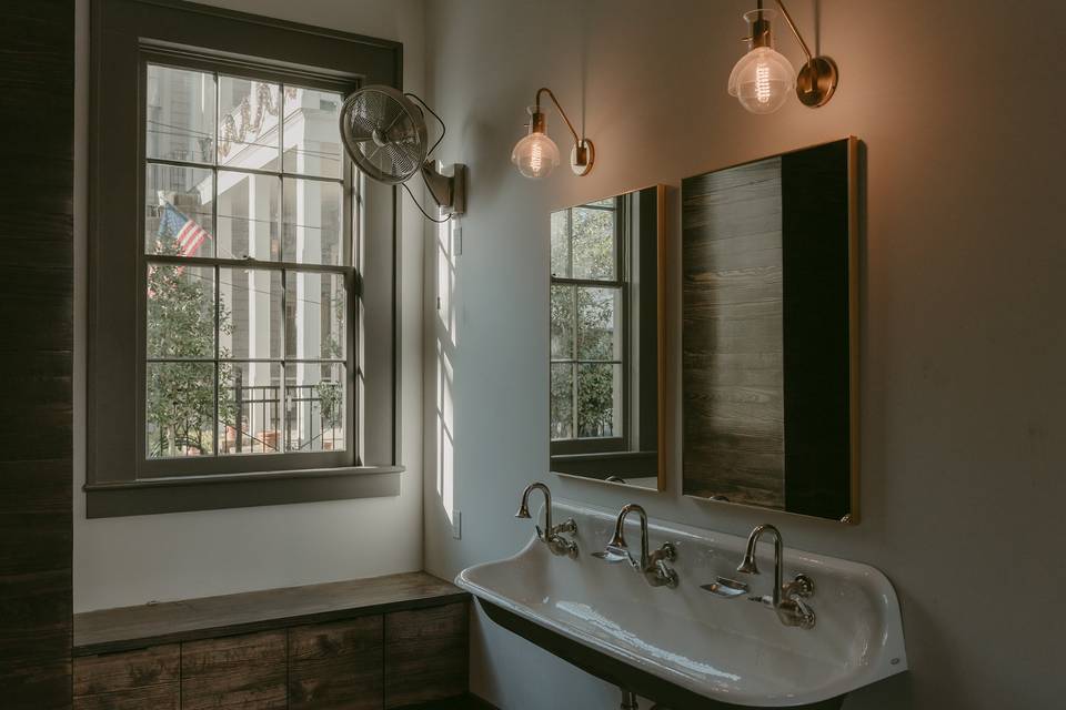 Backhouse Bathroom