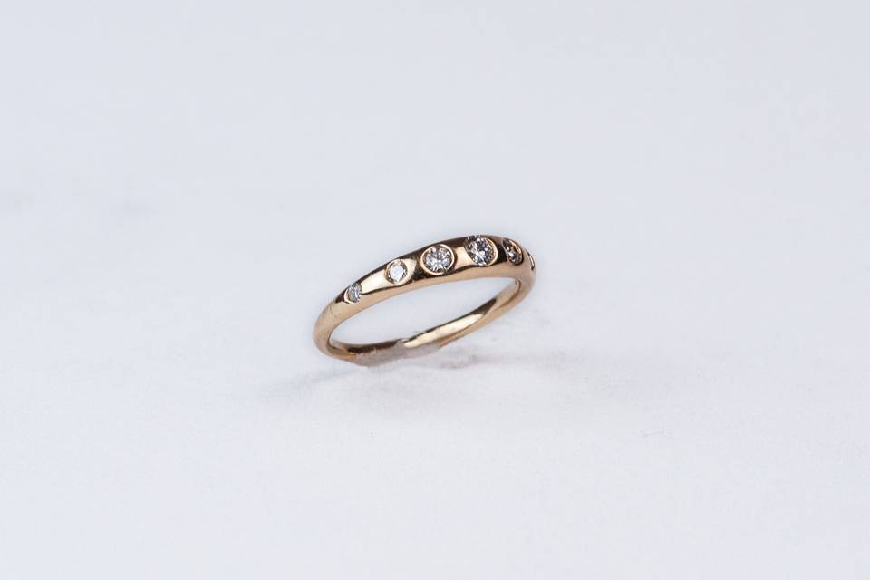Tapered Band with Diamonds