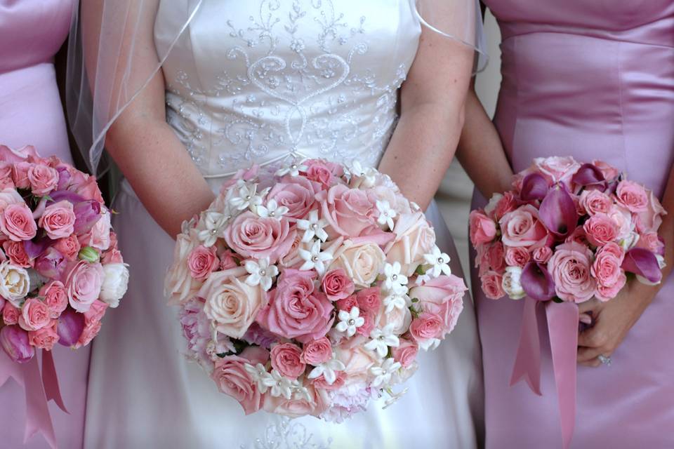 Pink tone bouquets