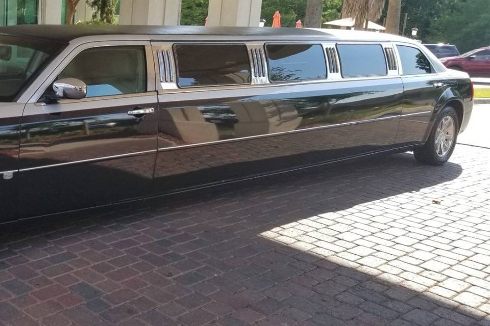 Chrysler 300 limo