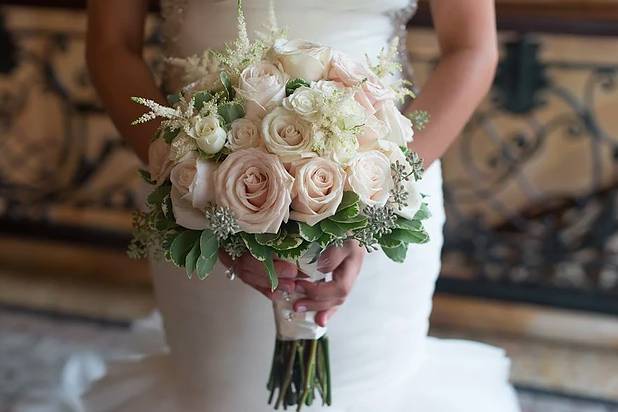 Bridal bouquet roses