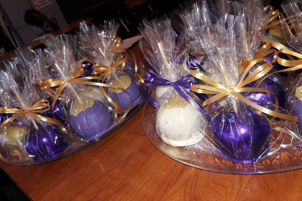Custom apples