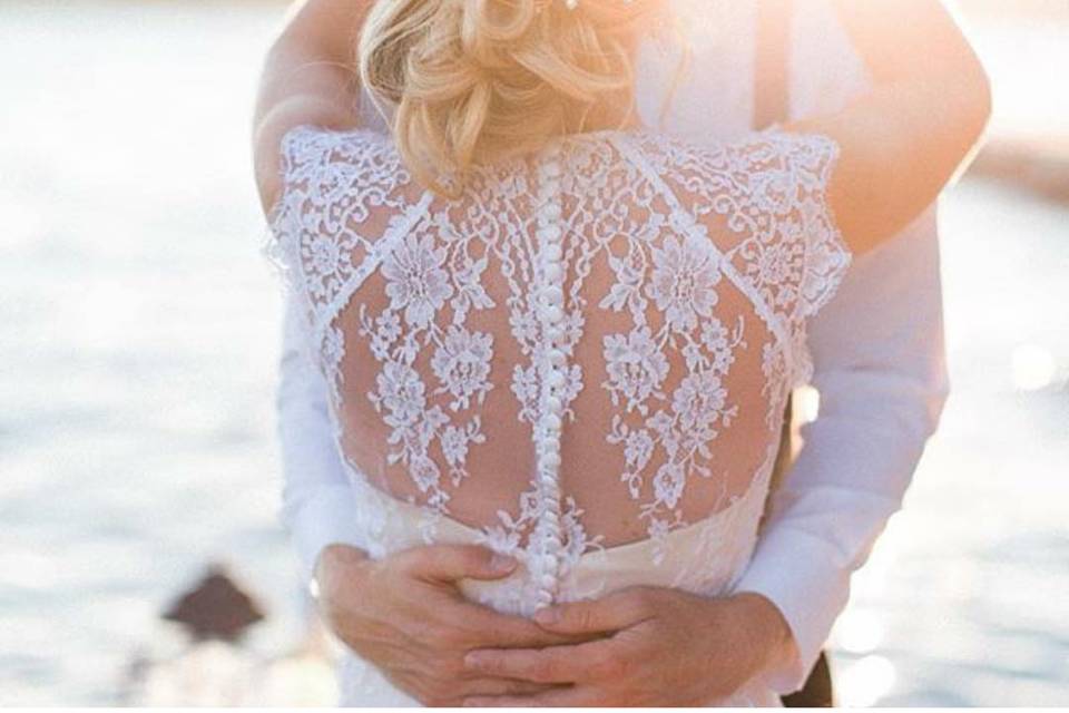 Lace back details