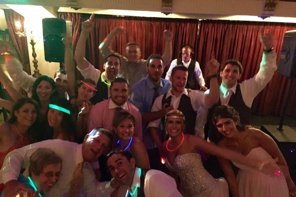 Couple with the wedding attendants