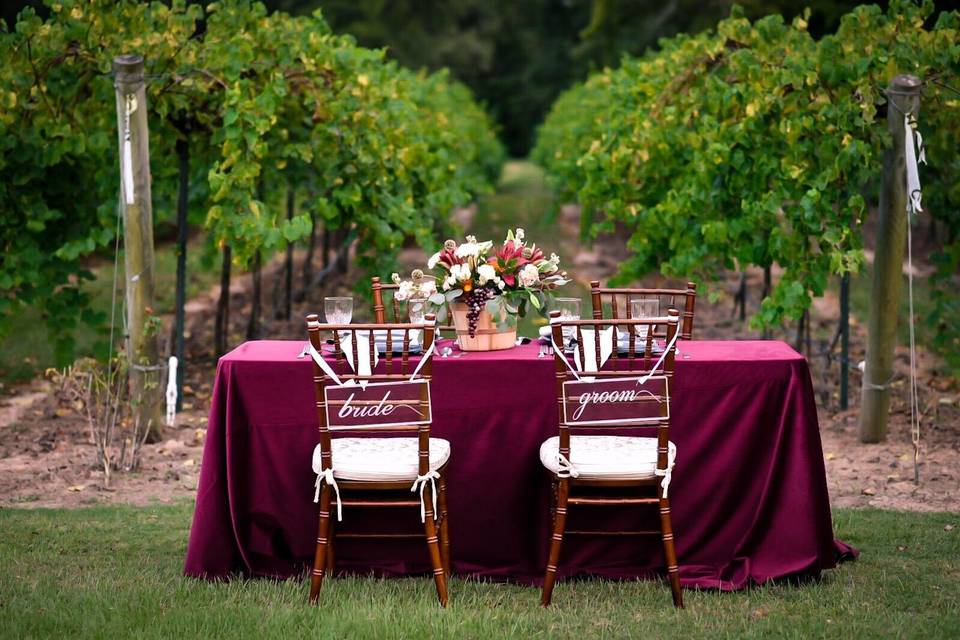 Bride & Groom Table