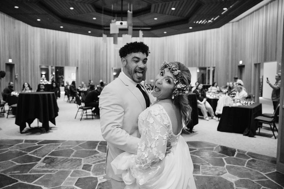 Fun Wedding in Cheatham Hall