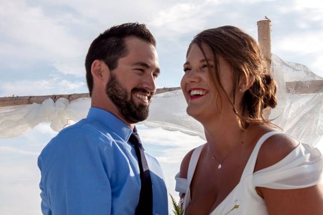 Smiles from the happy couple