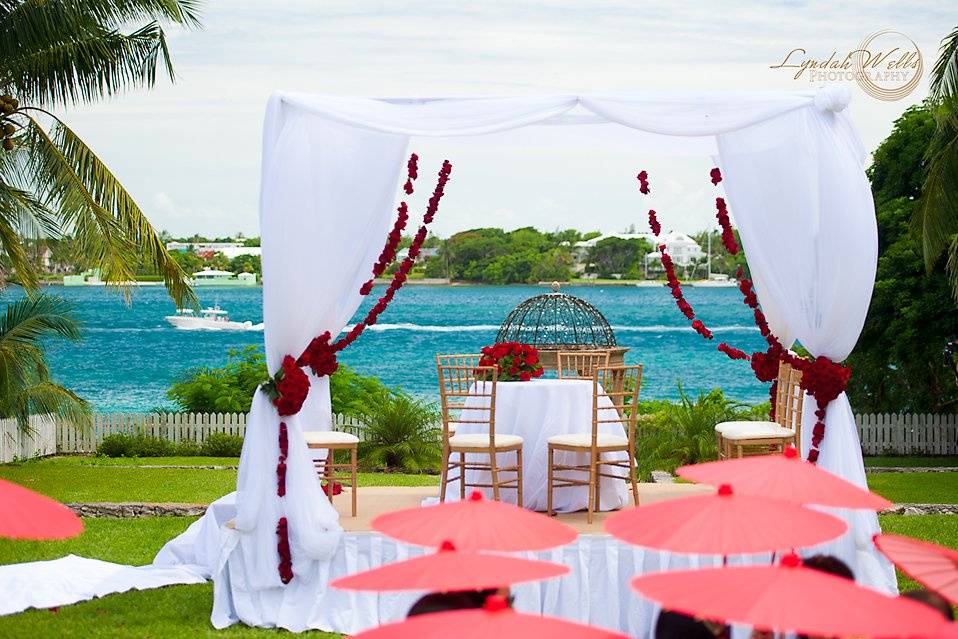 Chic Bahamas Weddings