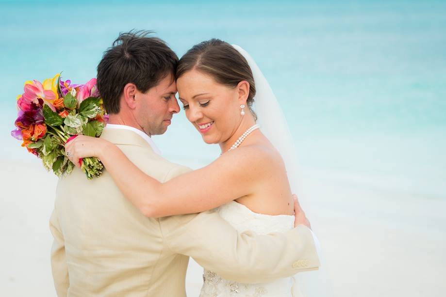 Chic Bahamas Weddings